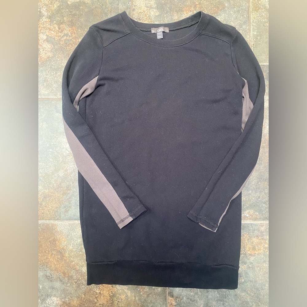 Alo Black and Gray Long Sleeve Sweatshirt S